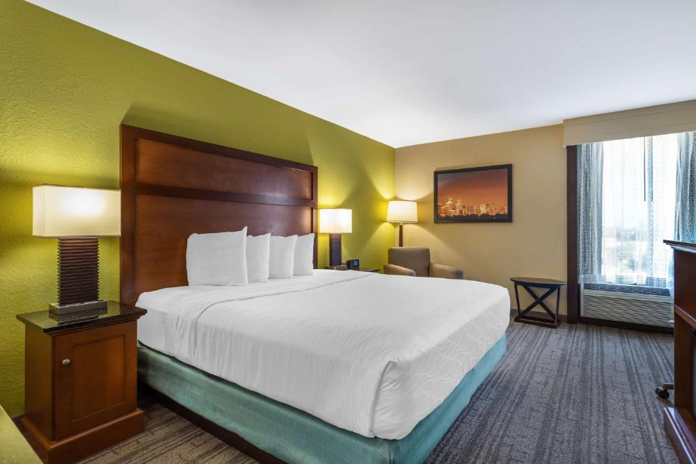 King Room interior